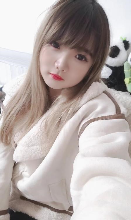 昆区小姑娘